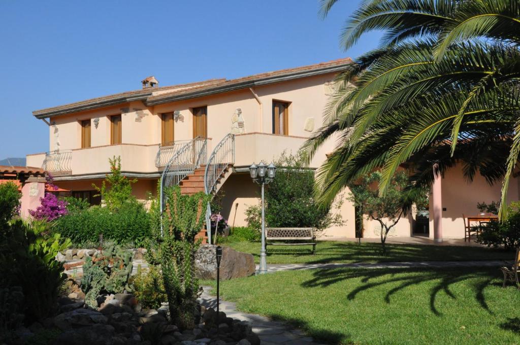 Agriturismo S'Aranada Villa Marrubiu Exterior photo